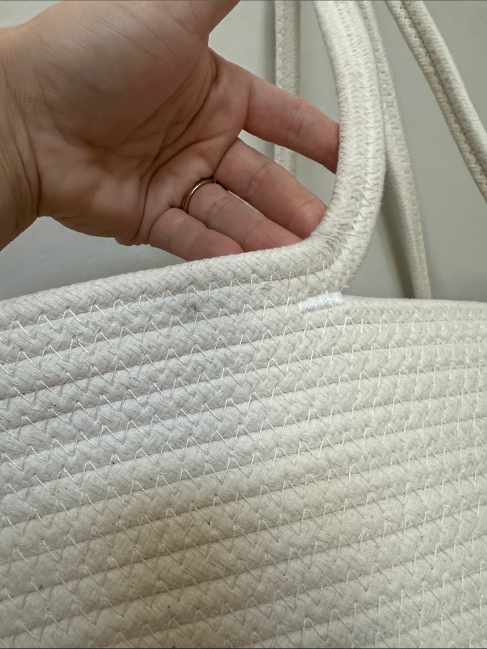 White Bow Beach Tote Bag | Large Woven Rope Tote | Coastal Summer Vacation Bag - Picture 7 of 8